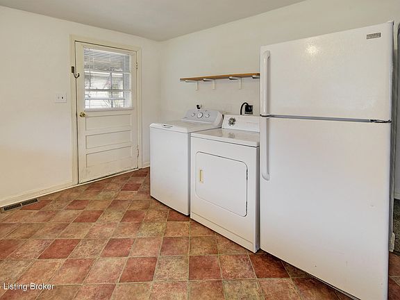 5th image of 10103 Caldwell Dr