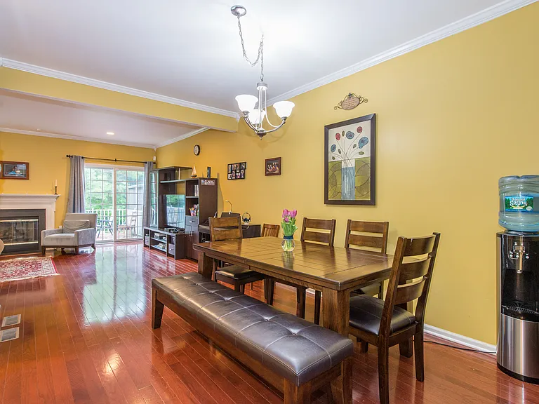 30 Emily Pl — Photo 11
