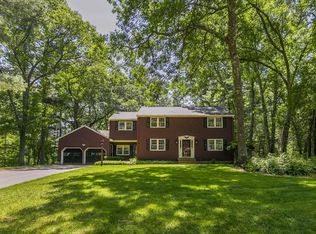 9 Farrwood Dr, Andover, MA 01810