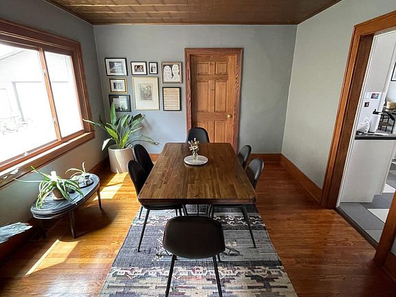 4th image of 1137 Underwood Ave SE