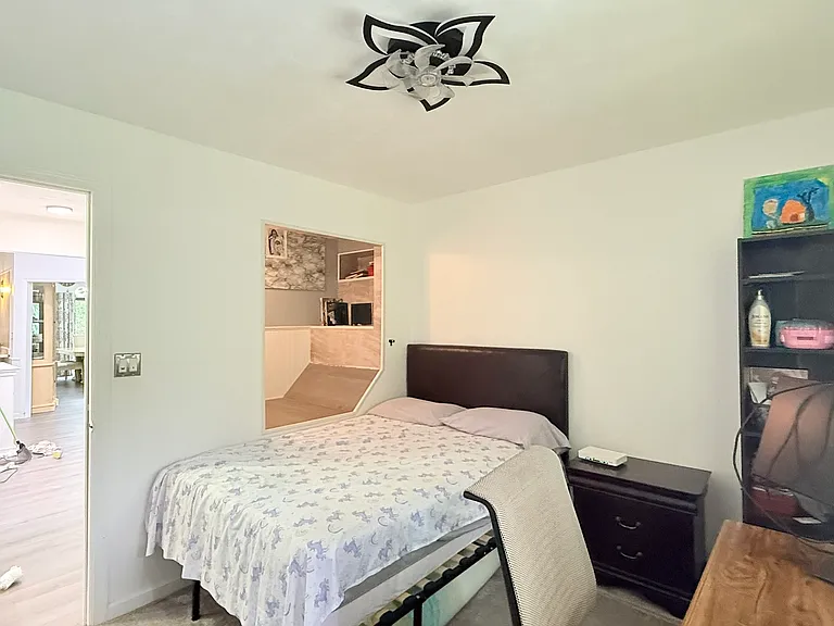 1292 Port Au Prince Rd — Photo 3