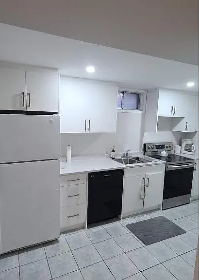 24 Guildwood Dr #BASEMENT — Photo 9