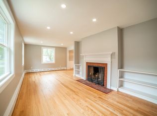 140 Slumber Ln #140, Springfield, MA 01128