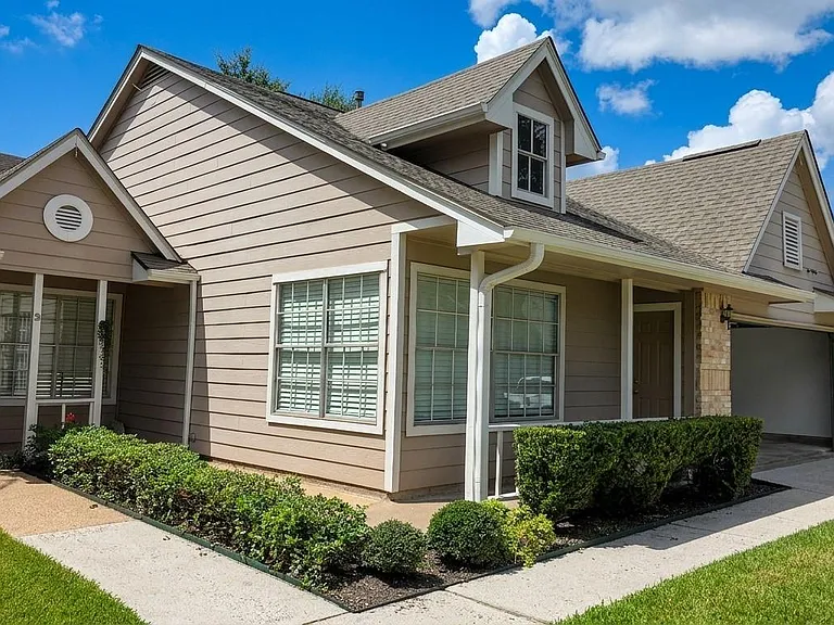 12747 Ashford Meadow Dr — Photo 2