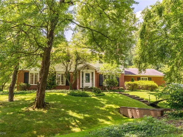 340 Lakecrest St NW, Canton, OH 44709