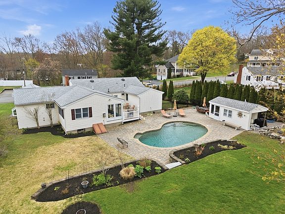 4th image of 47 Samoset Rd