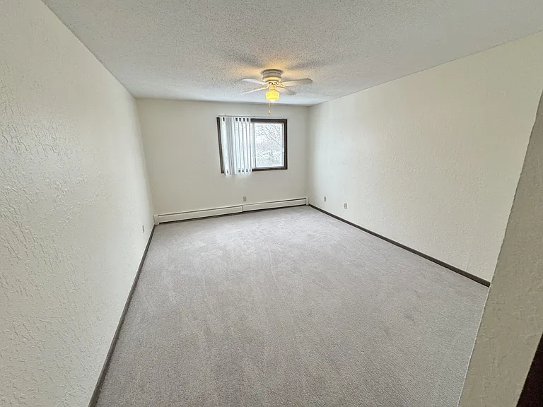956 Place Apartments — Photo 11