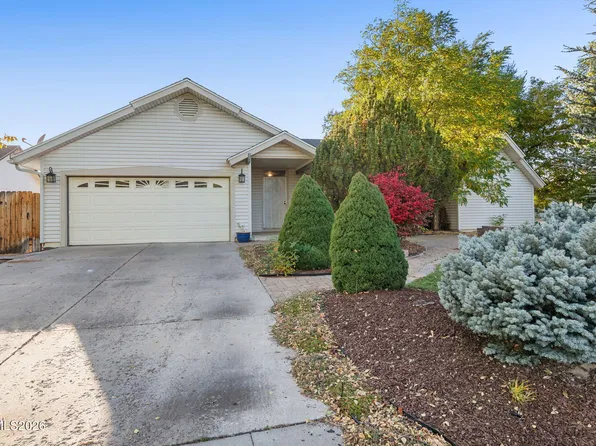194 White Rose Dr, Sparks, NV 89441
