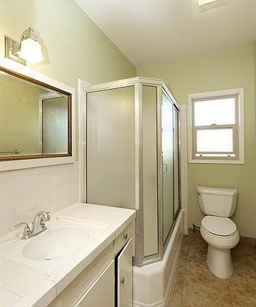 3rd image of 1932 41st Ave #B