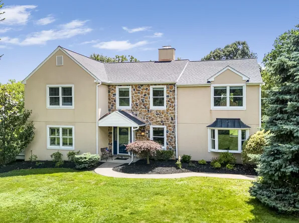 558 Skippack Pike, Blue Bell, PA 19422