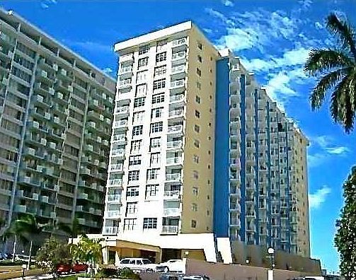3rd image of 1228 West Ave APT 303