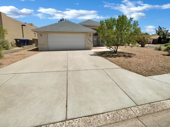 3900 Moon St NE, Albuquerque, NM 87111