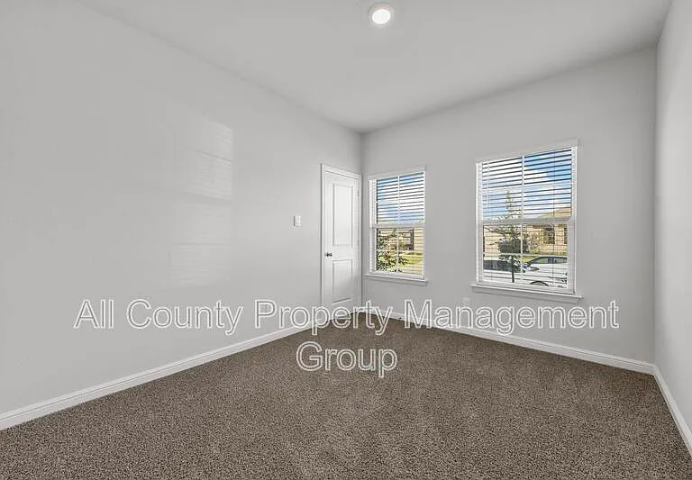 131 Orchard Pines Pl — Photo 10