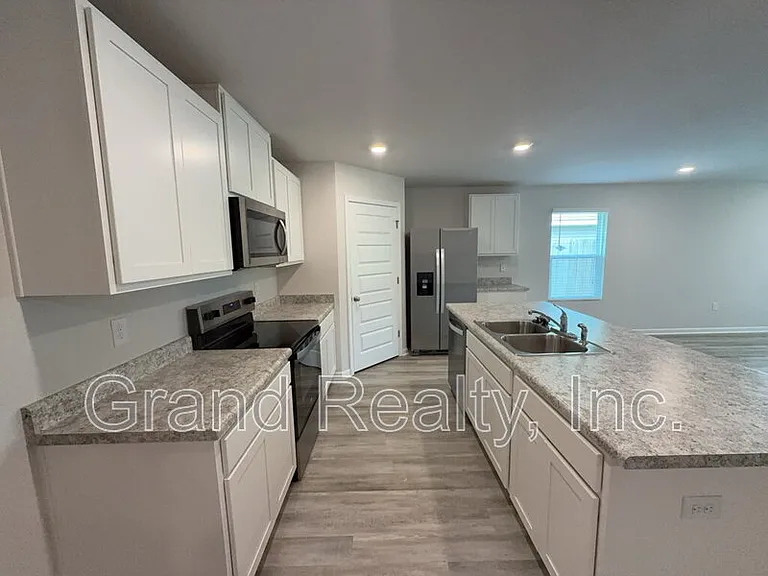 4955 Red Cedar Rd — Photo 4
