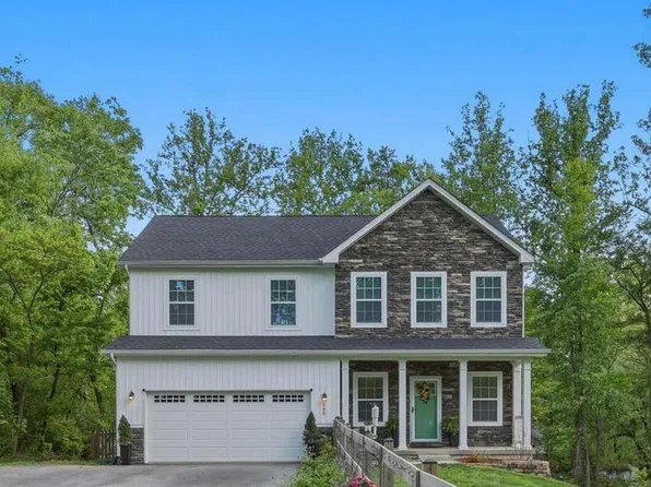 580 Dey Dr, Harpers Ferry, WV 25425
