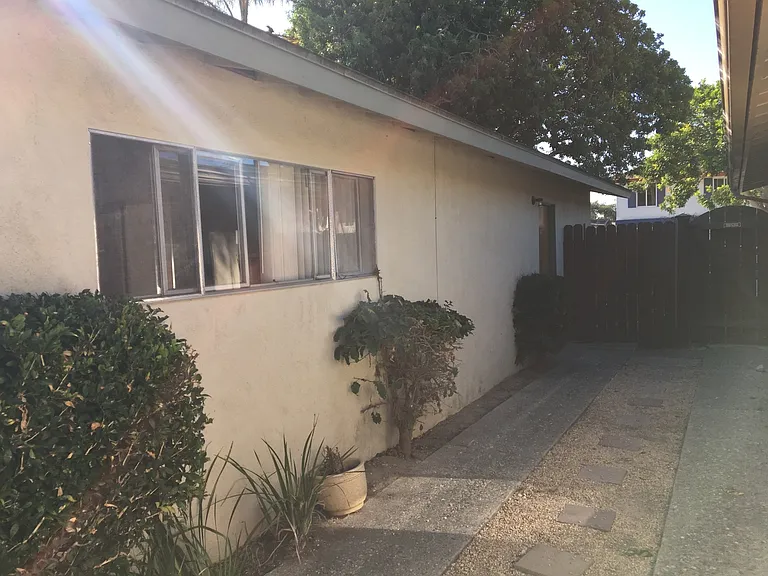 6653 Pasado Rd #B & A — Photo 9