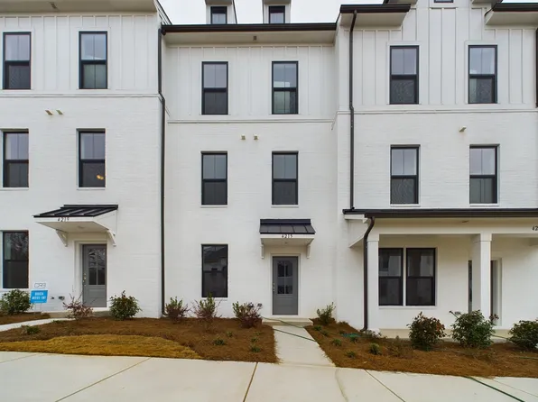 4215 Alexander View Dr, Charlotte, NC 28226