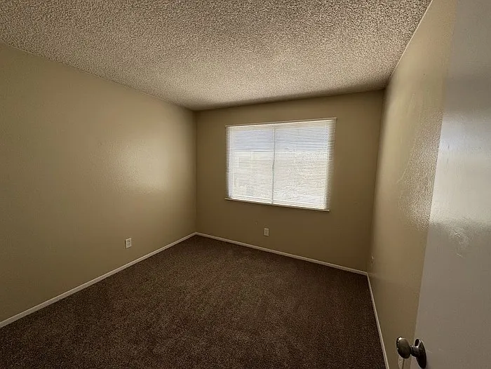 4775 W Palo Verde Dr — Photo 5