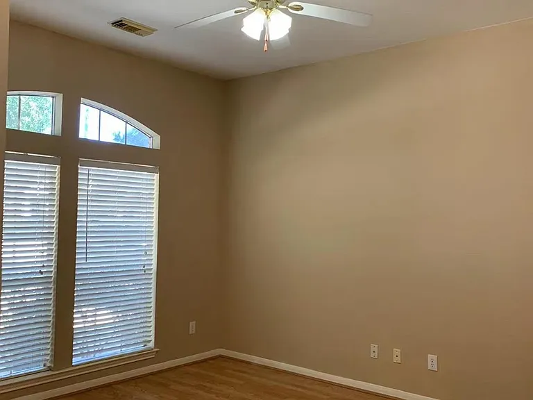 22735 April Springs Ln — Photo 13