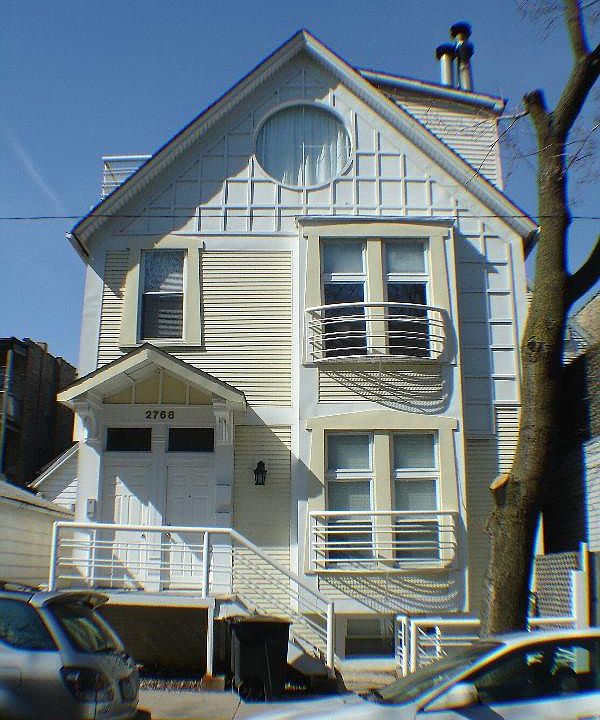 1st image of 2768 N Kenmore Ave APT 3