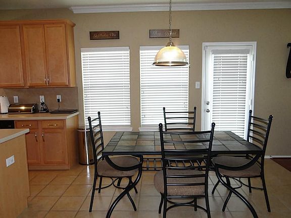 Breakfast room