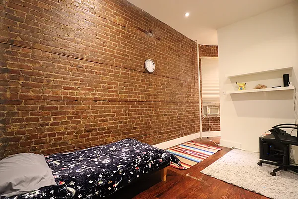 Rented by Corcoran | media 6