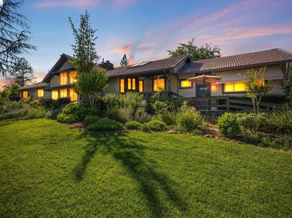 22890 Mount Holly Ln, Columbia, CA 95310