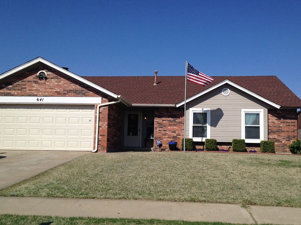 1st image of 641 N Ramblin Oaks Dr