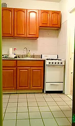 Rented by Warren T Real Estate Corp.