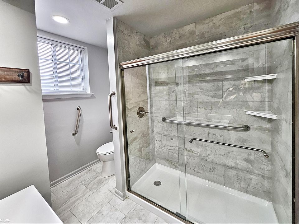 8161 Denwood Dr Apt 6, photo 26