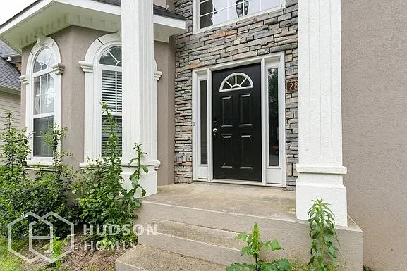 Hudson Homes Management - Covered Front Porch