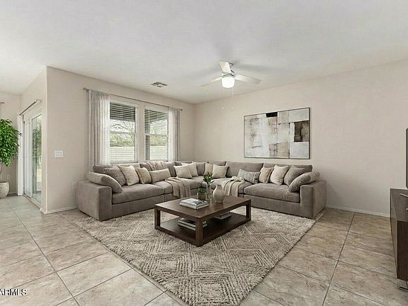 2nd image of 1732 W PINKLEY Avenue