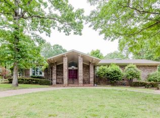 2870 Shade Tree Dr, Batesville, AR 72501