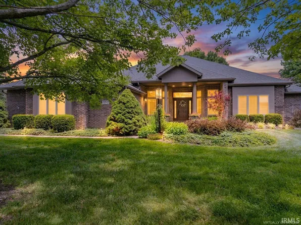 6804 W Augusta Blvd, Yorktown, IN 47396