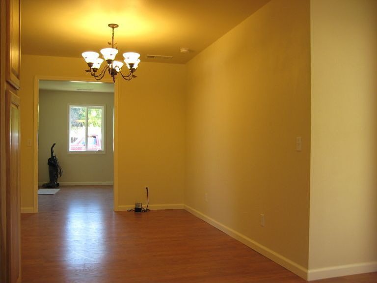 2nd image of 1456 Fetter St