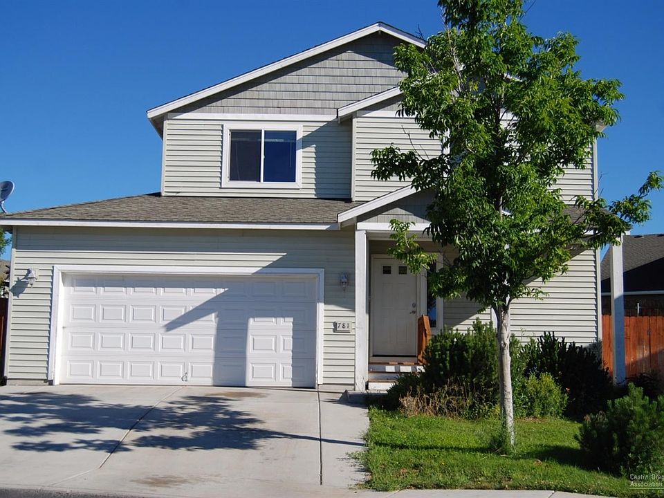 1st image of 781 NE Robin Pl