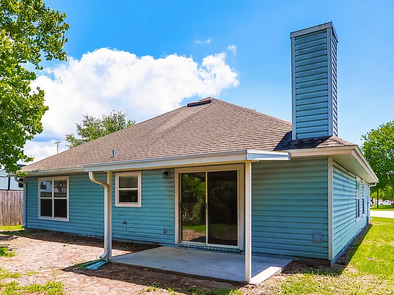 2066 Tanager Dr — Photo 16