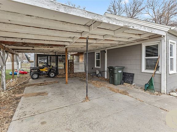 3rd image of 48 Maier Rd