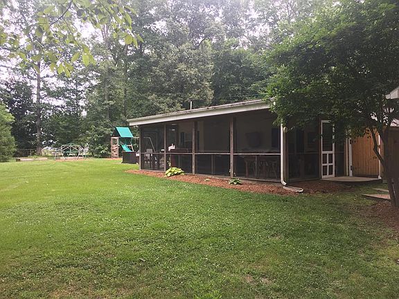 4th image of 60 Marvins St