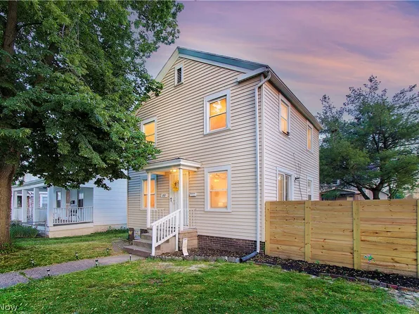 1712 Virginia Pl NE, Canton, OH 44705
