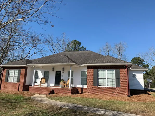 1706 Sterling Cir, Cairo, GA 39828