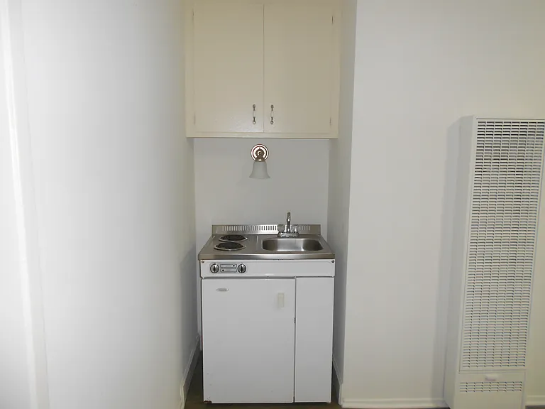 3721 Midvale Ave #4 — Photo 9