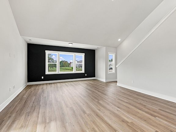 5th image of 1140 Lamplighter Dr #393