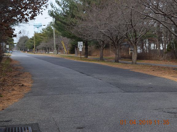 4th image of 404 Windward Ave