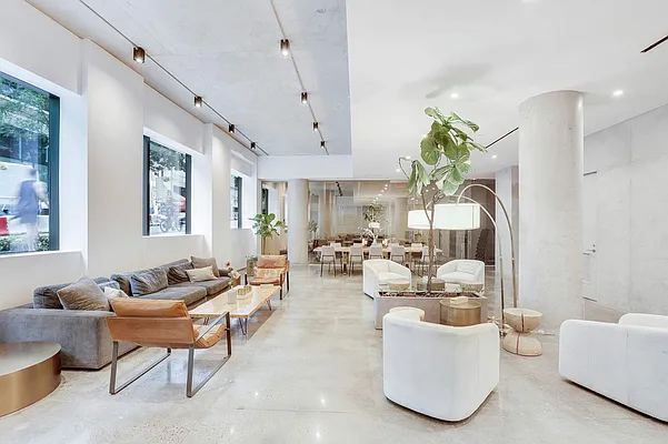 Rented by Compass | media 9