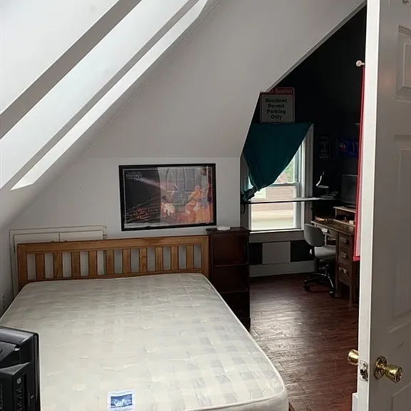 77 Sheridan Ave — Photo 25