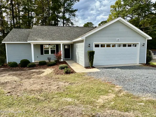 108 Dundee Drive, Carthage, NC 28327