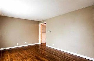 3rd image of 1633 S 44th St