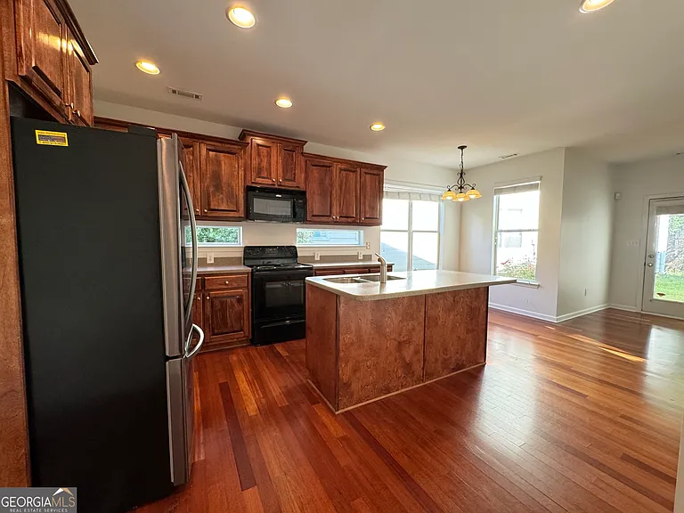 212 Turnbridge Cir — Photo 17