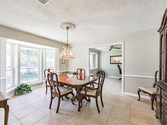 4th image of 13219 Dorchester Forest Dr